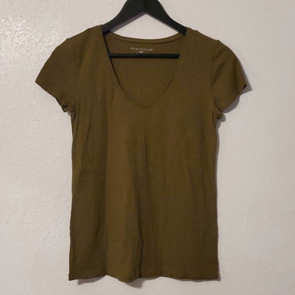 Ann Taylor Factory V Neck Top
